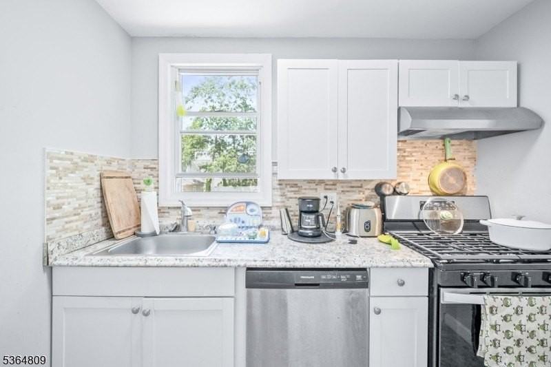 26 Hillside Ave - Photo 6 of 10