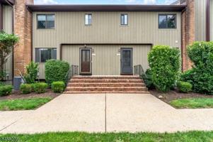 featured image of 38 Park St #D