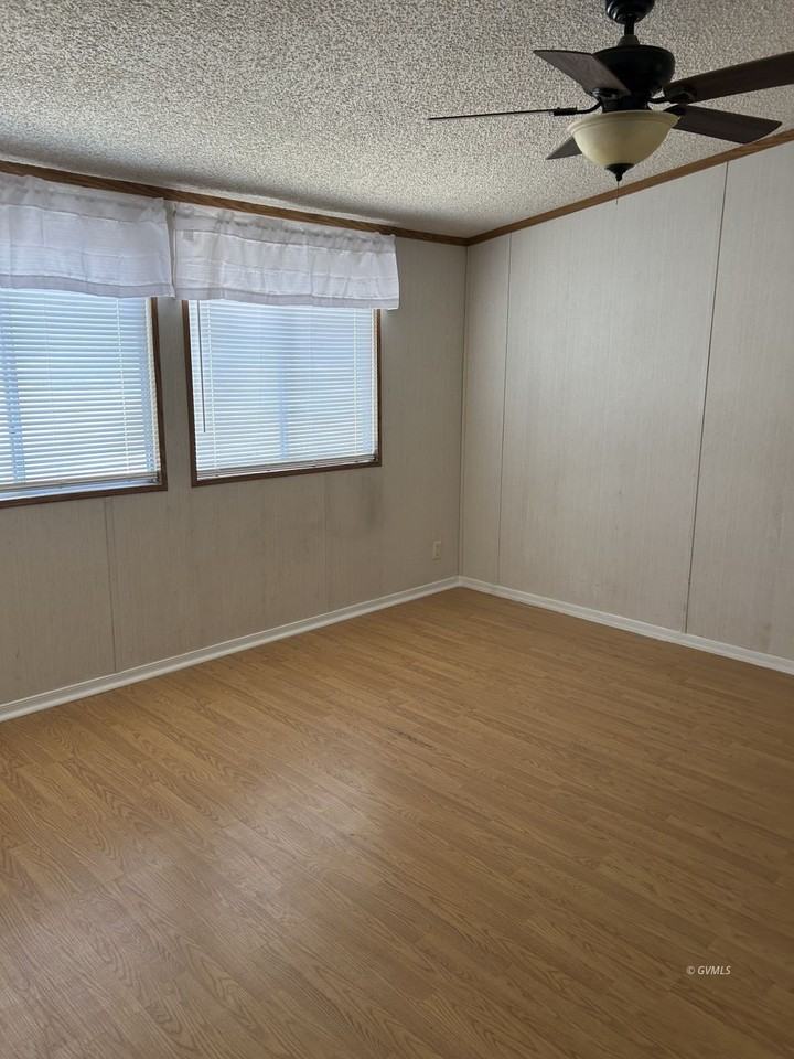 1805 N Desert Tortoise Rd - Photo 3 of 15