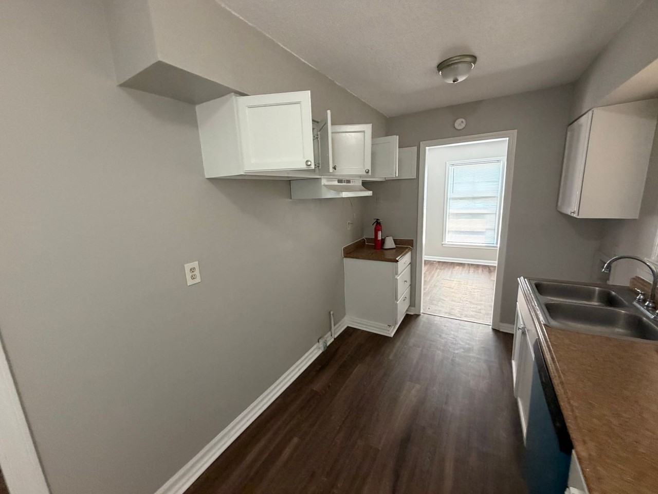 3753 Wickcliff Ln - Photo 6 of 23