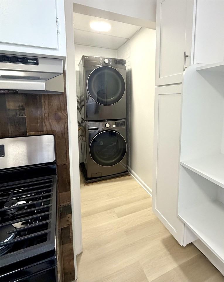 281 Garfield Ave #2 - Photo 4 of 23