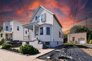 featured image of 241 Maple St