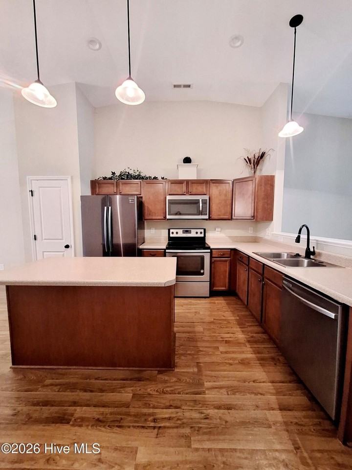 524 Kiesee Dr - Photo 5 of 13