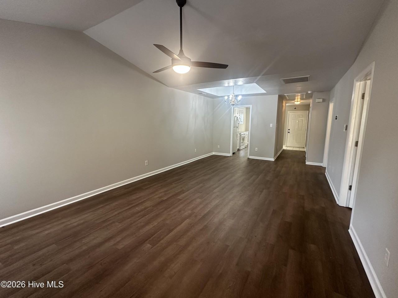 350 Crawford Mill Ln - Photo 7 of 15