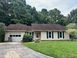 featured image of 255 Bayberry Ct