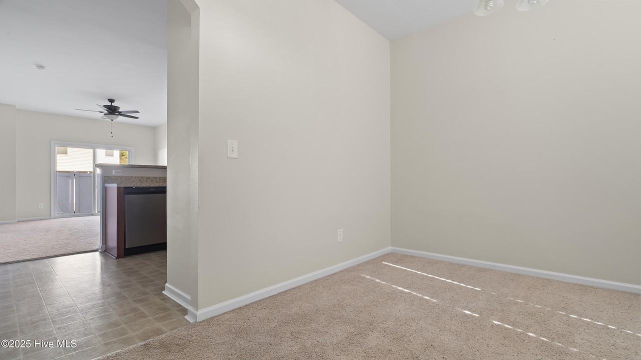 213 Glenhaven Ln - Photo 4 of 28