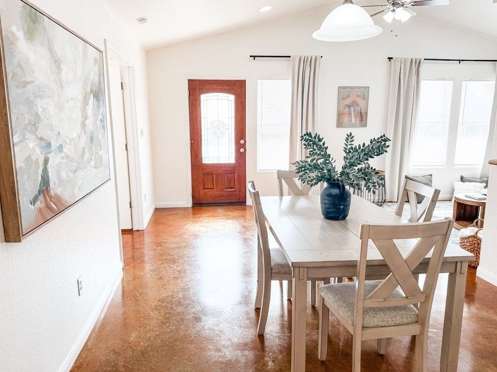 486 Bridal Path - Photo 3 of 19