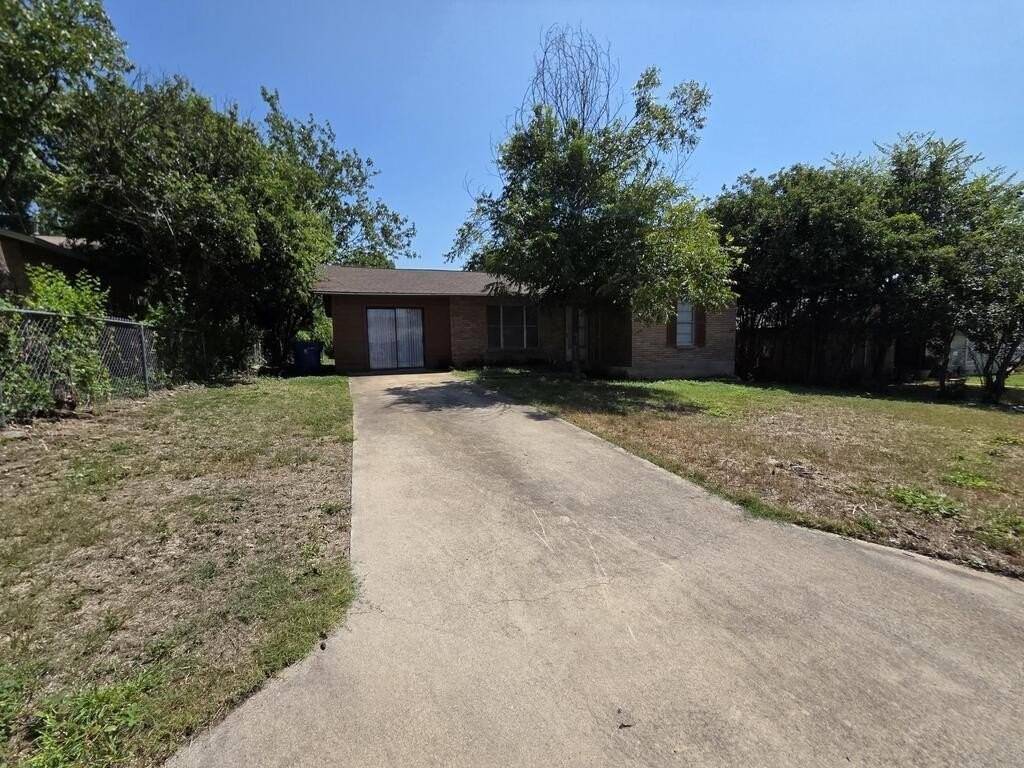 602 Milton St - Photo 2 of 20