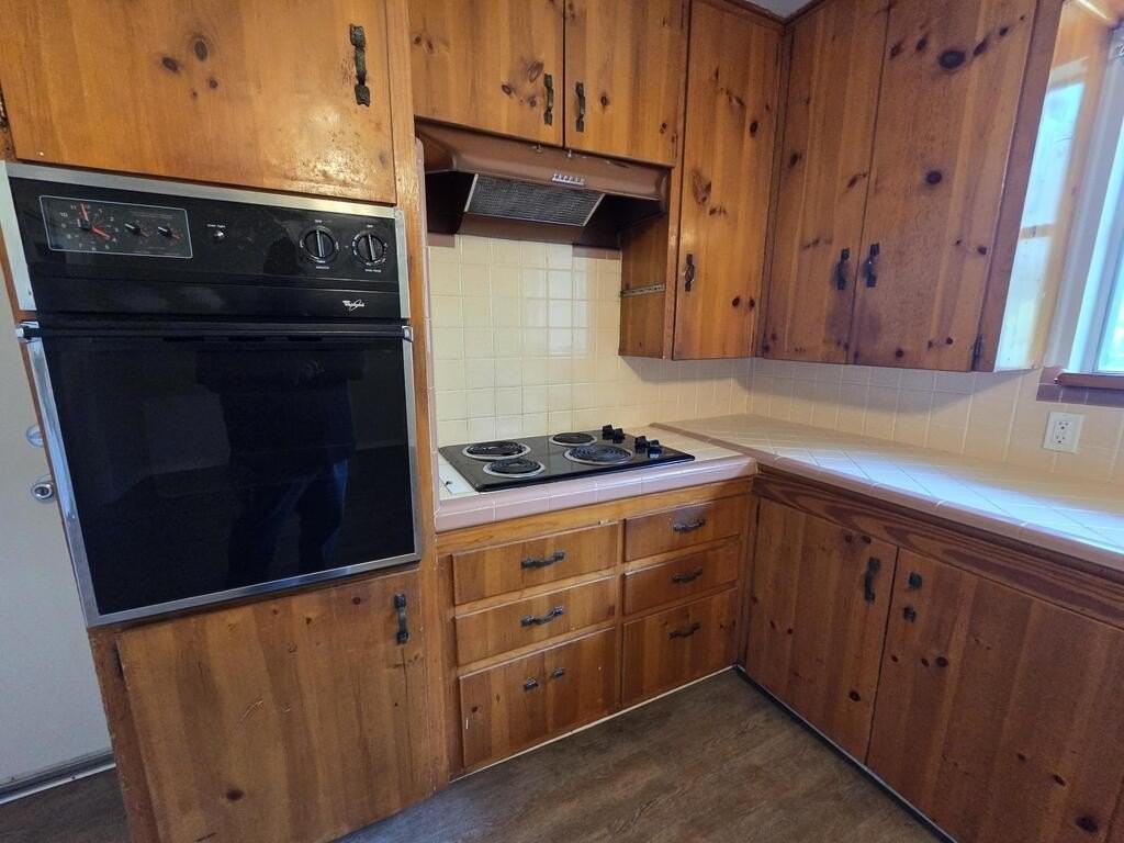 602 Milton St - Photo 5 of 20