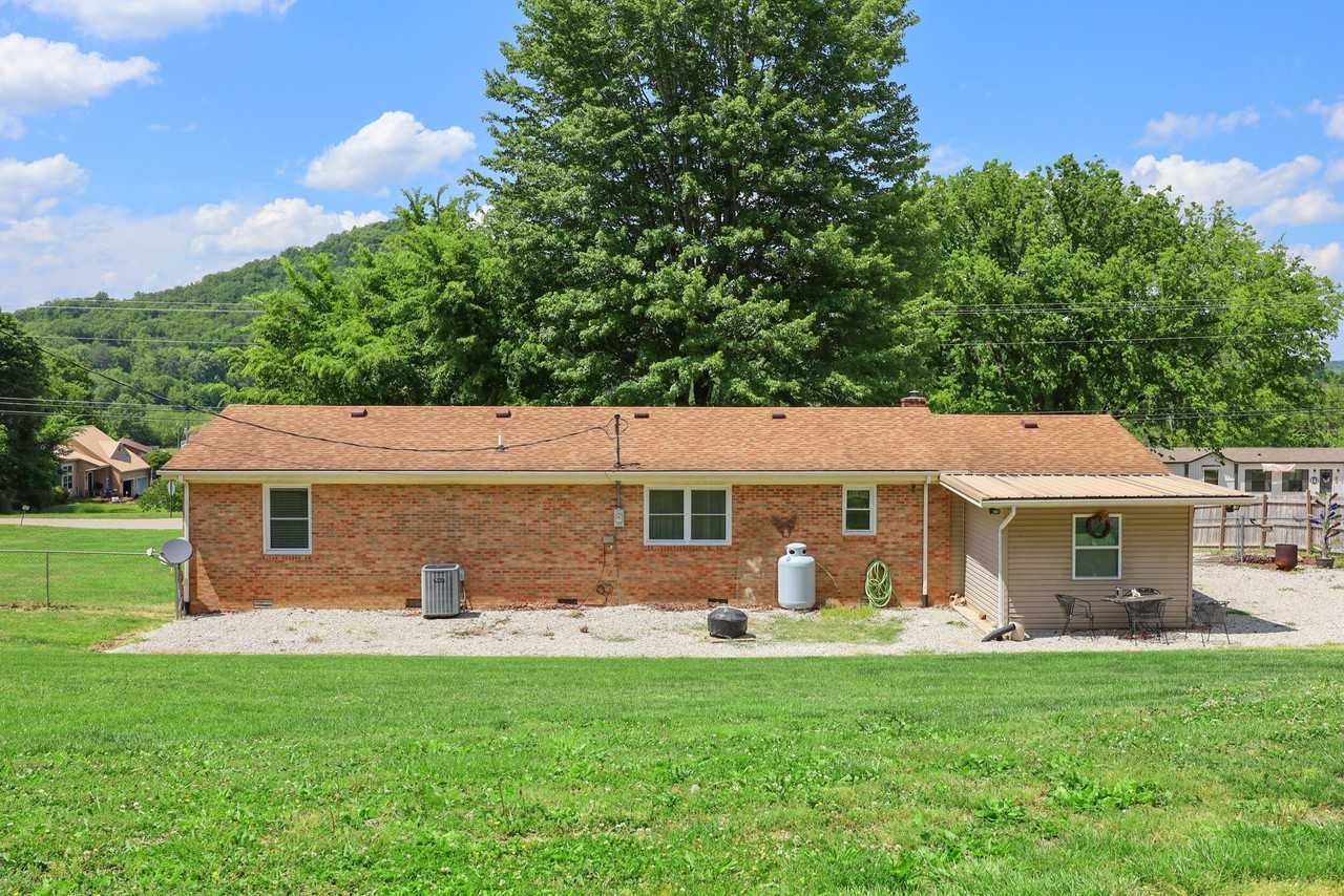 616 Red Lick Rd - Photo 4 of 42