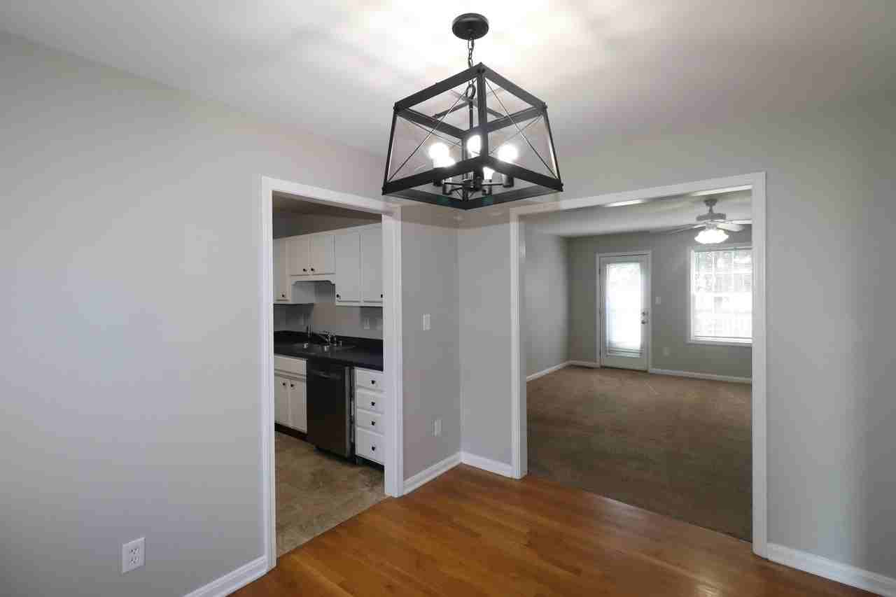 99 Shetland Ln - Photo 4 of 21