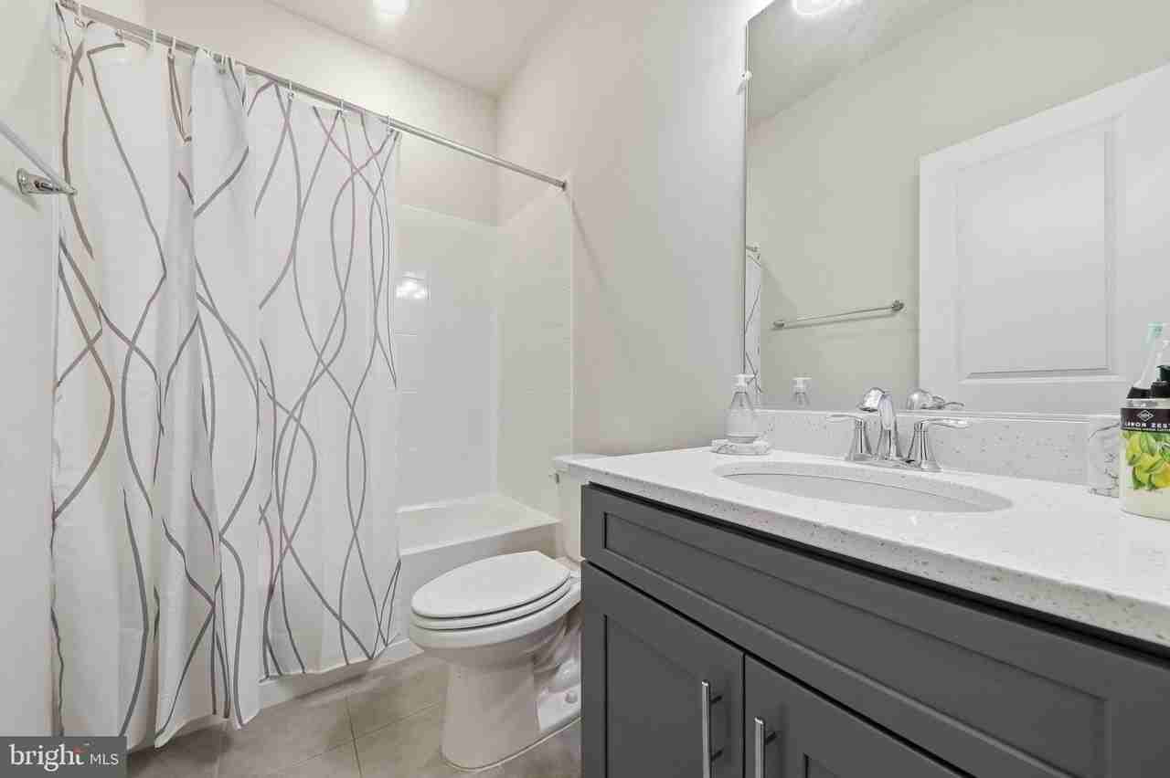 1211 Vermeer Ave - Photo 5 of 42