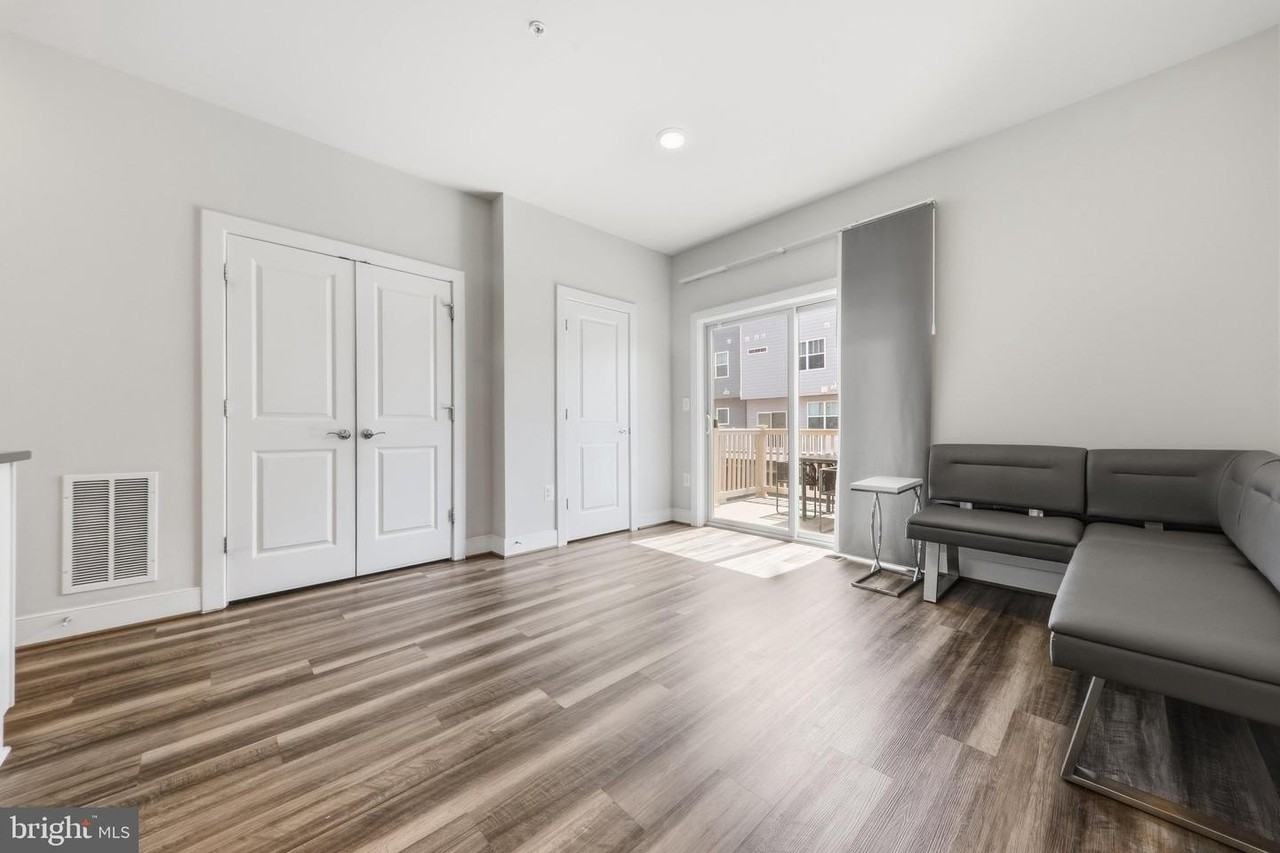 1211 Vermeer Ave - Photo 7 of 42