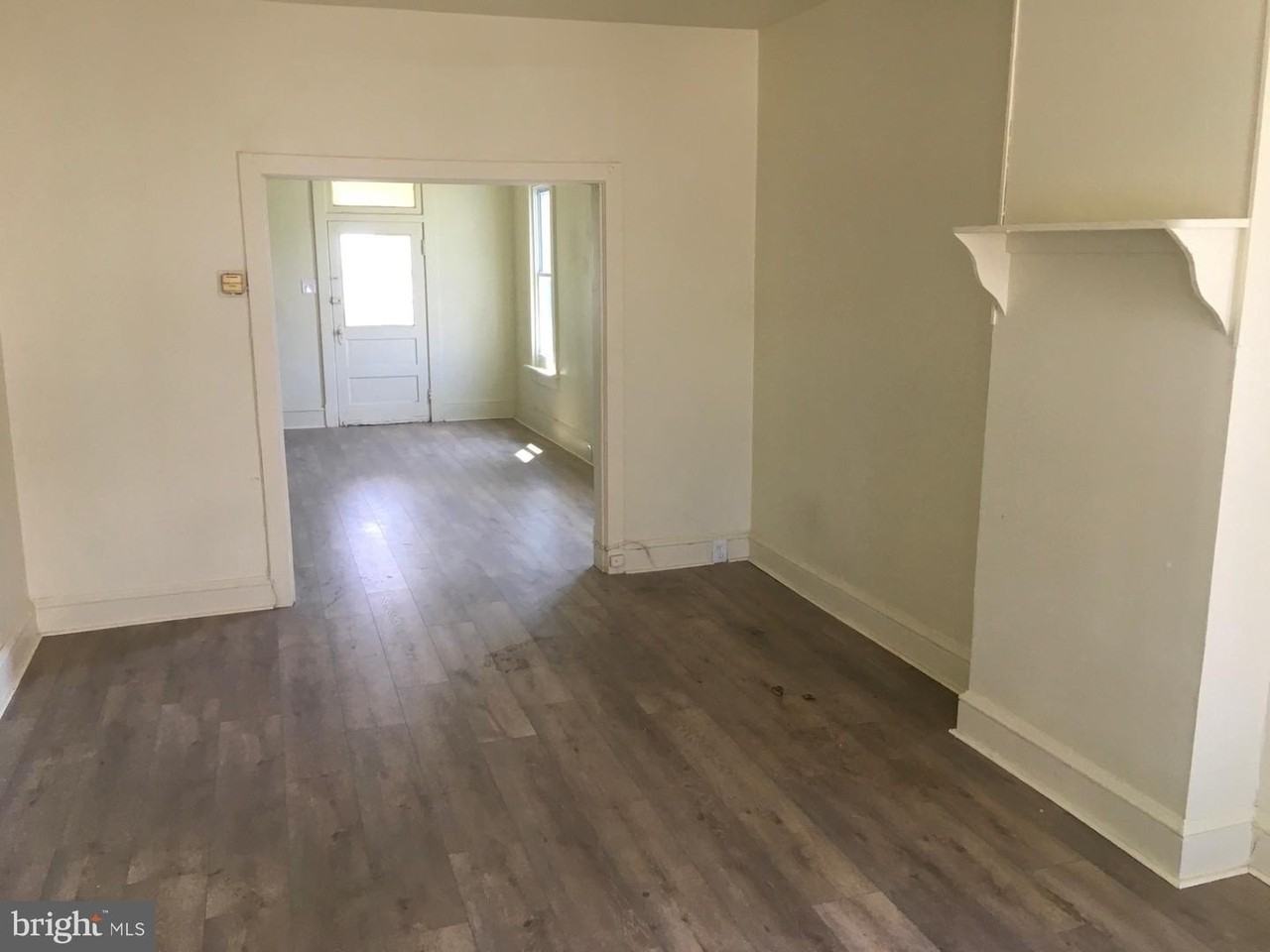 244 N Mulberry St - Photo 2 of 15