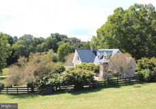 9078 Knoll Run Ln - Photo 1 of 1