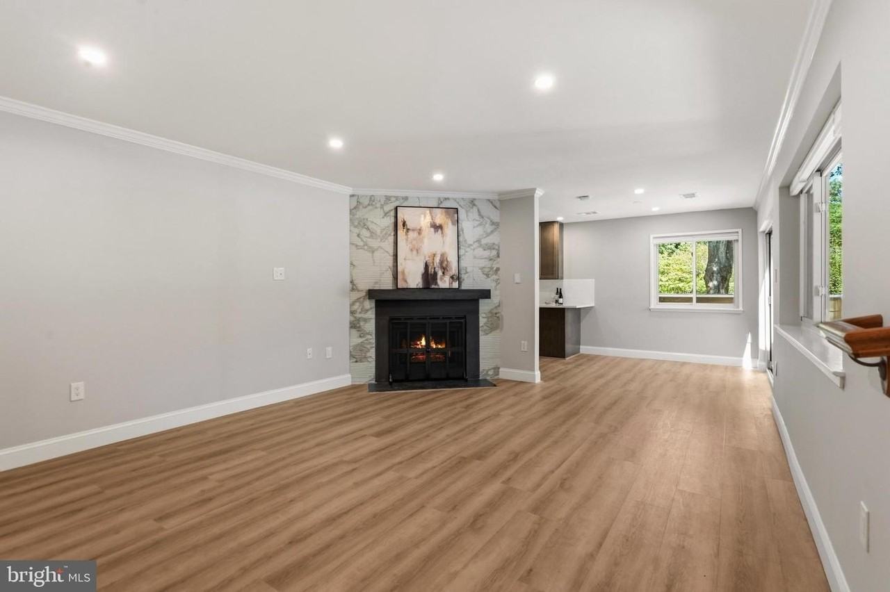 11026A Villaridge Ct - Photo 4 of 33