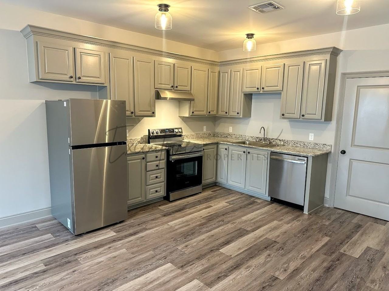 925 Shafer St #C1 - Photo 5 of 19