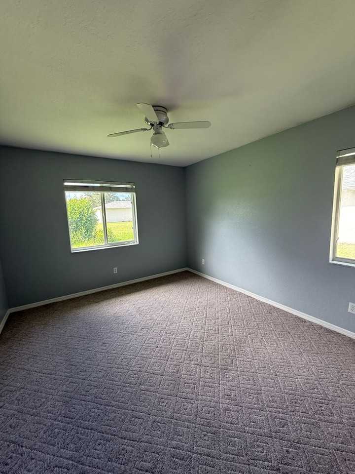 6114 Sw 104th St - Photo 6 of 12