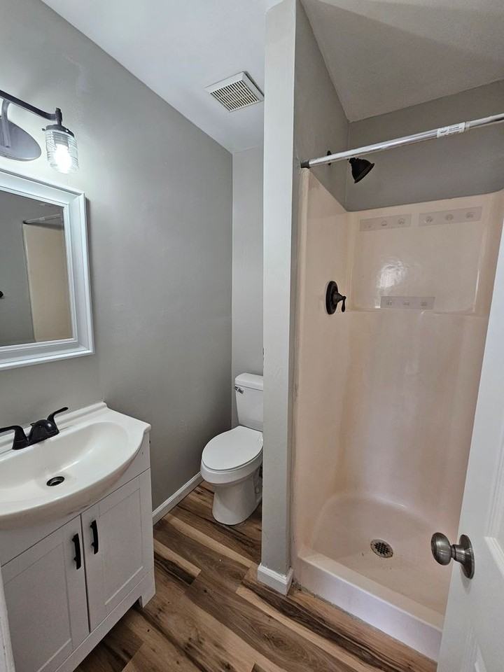 112 Basswood Ct - Photo 5 of 16