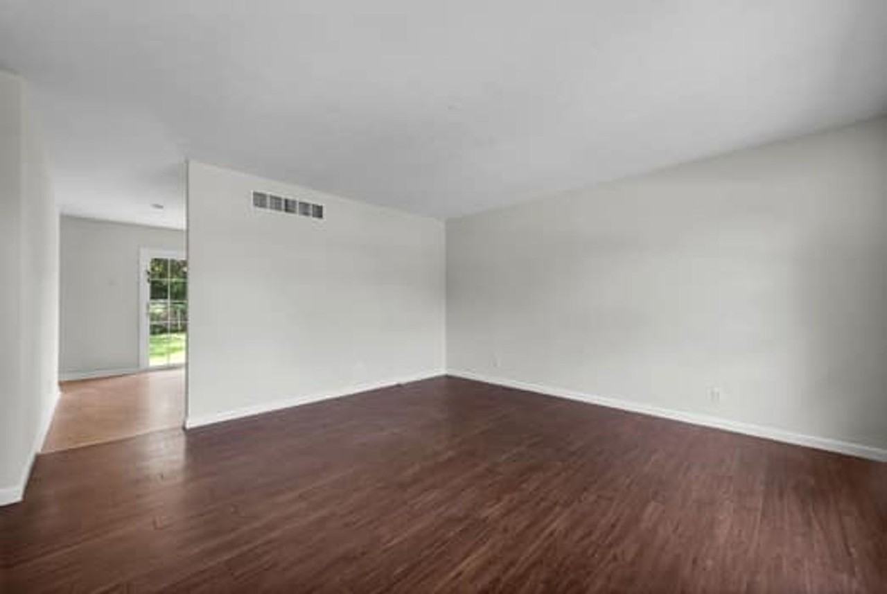 5691 Victoryview Ln - Photo 5 of 35