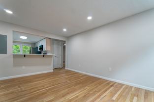 Matt Kate Apartments - Photo 1 of 1