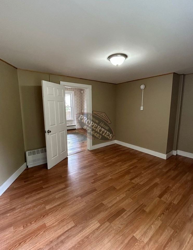 7 Park Pl - Photo 6 of 22