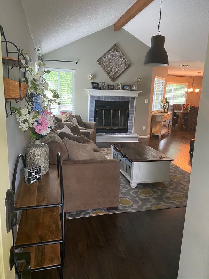 1807 Plymouth Rd - Photo 3 of 22
