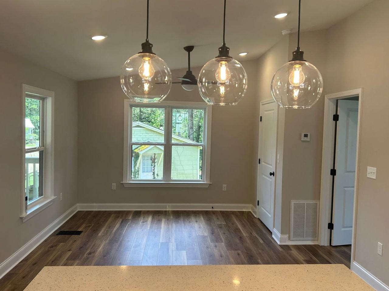 1215 Rogers Dr - Photo 3 of 13