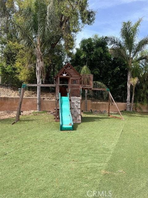 7880 E Autry Dr - Photo 3 of 5