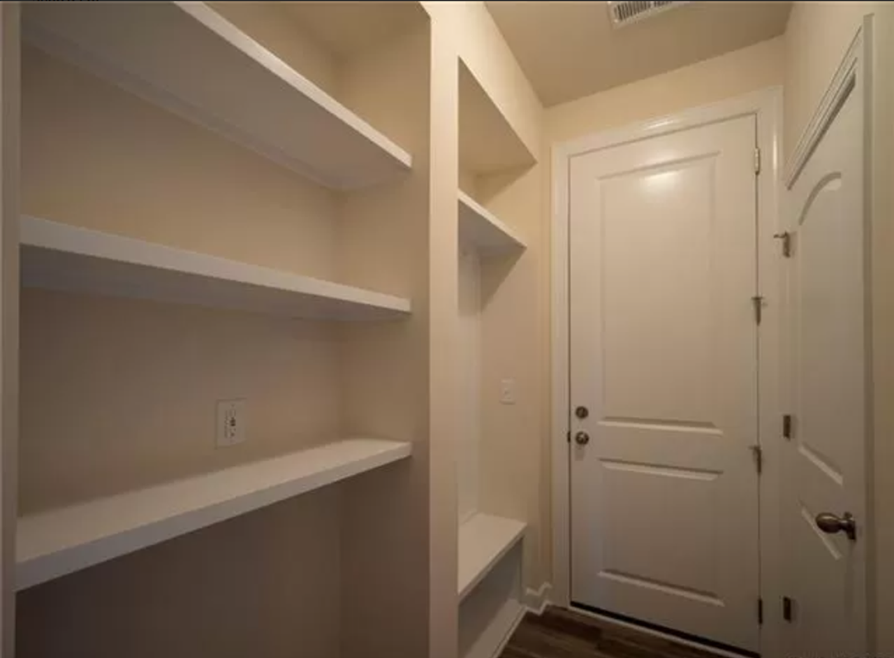 5848 Clan Maclaine Dr - Photo 5 of 12