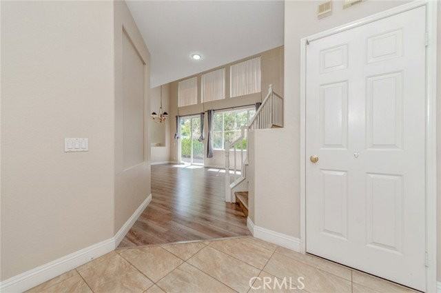 38 Santa Catalina Aisle - Photo 5 of 8
