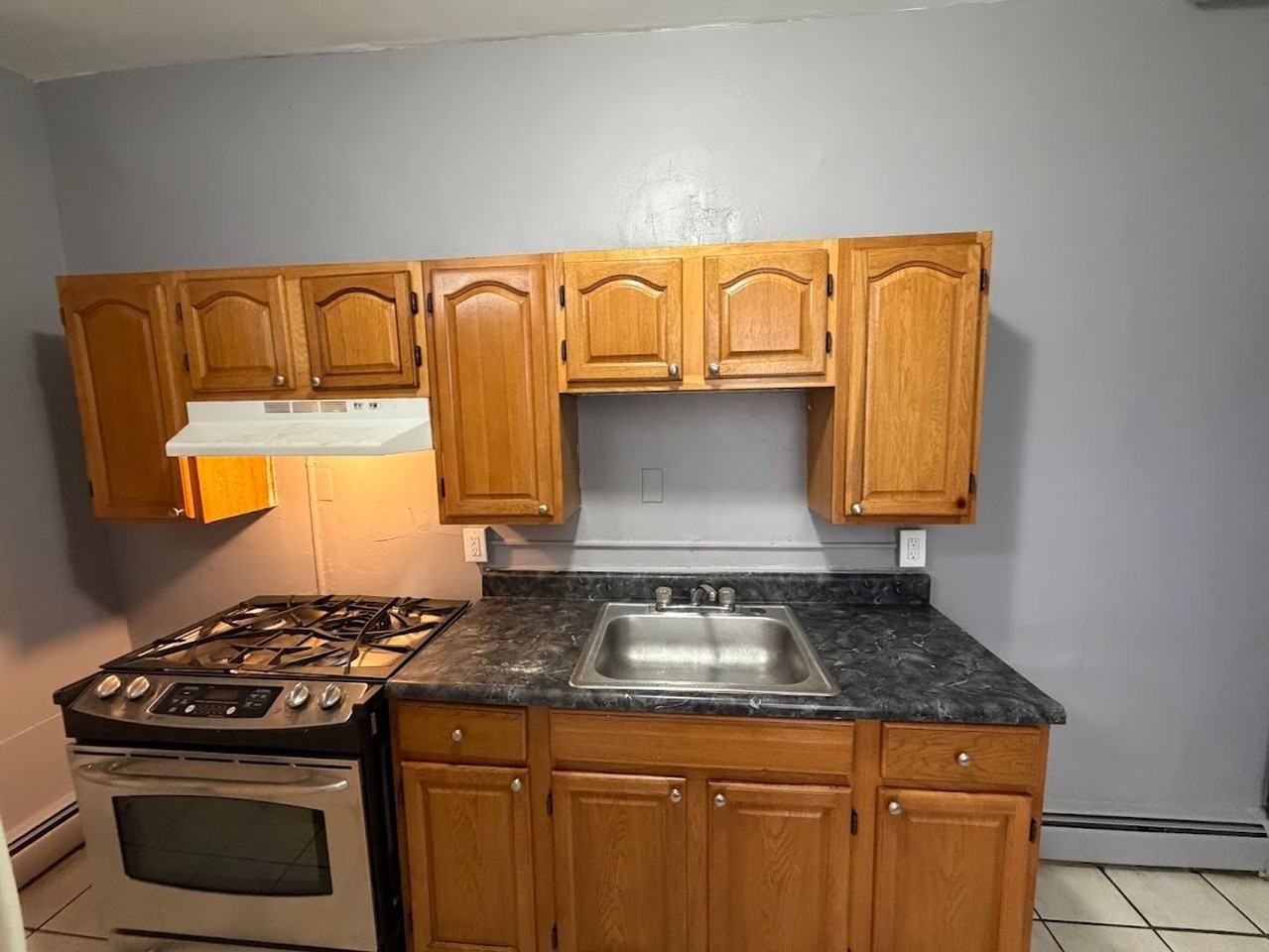 211 Mulberry St - Photo 4 of 9