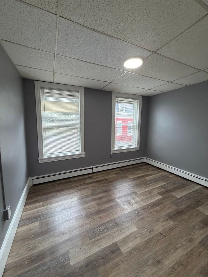 211 Mulberry St - Photo 5 of 9