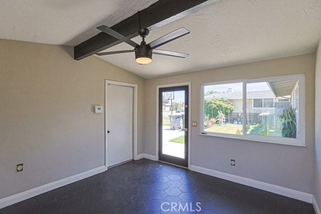 9102 Healey Dr - Photo 5 of 8