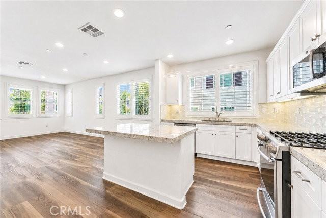 4316 Canyon Coral Ln - Photo 3 of 7