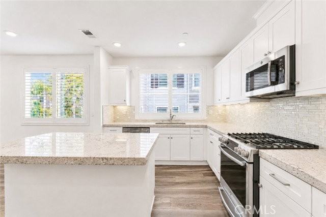 4316 Canyon Coral Ln - Photo 4 of 7