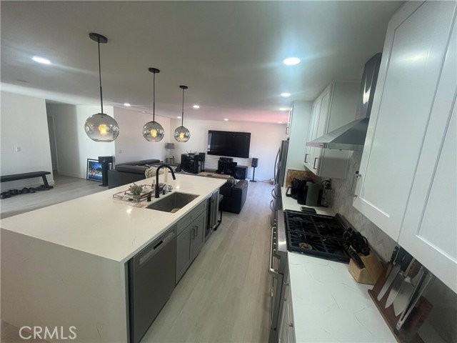 9441 El Blanco Ave - Photo 4 of 8
