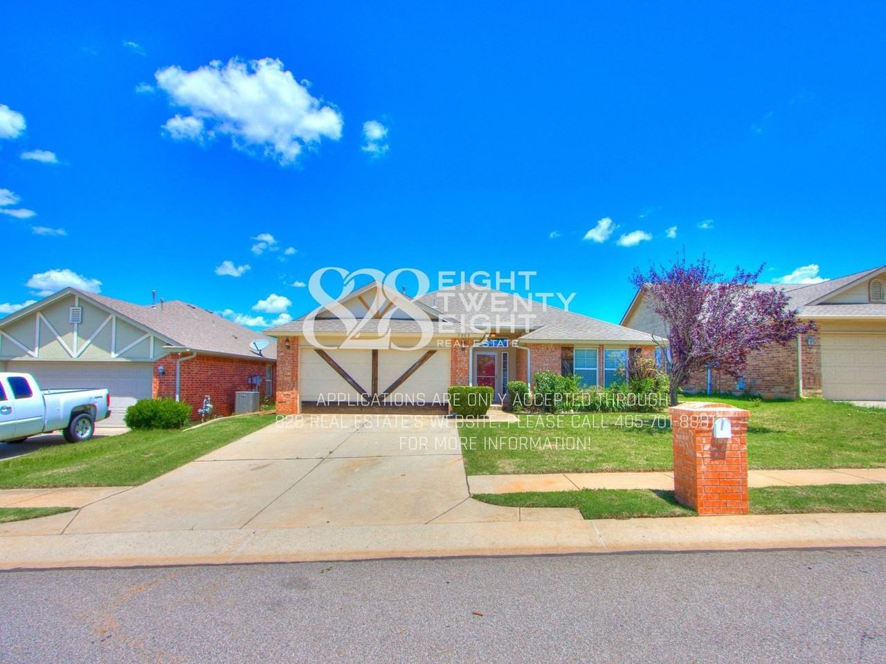 2909 Line Dr - Photo 4 of 40