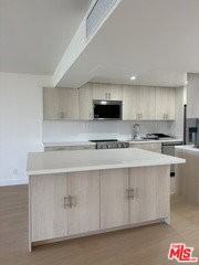 4337 Marina City Dr #435 - Photo 5 of 8