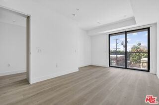 1808 Lincoln Blvd #312 - Photo 3 of 8