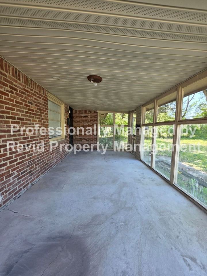 3541 Stuart Rd - Photo 5 of 28