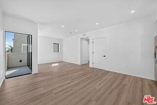 1853 12th St #D - Photo 3 of 8