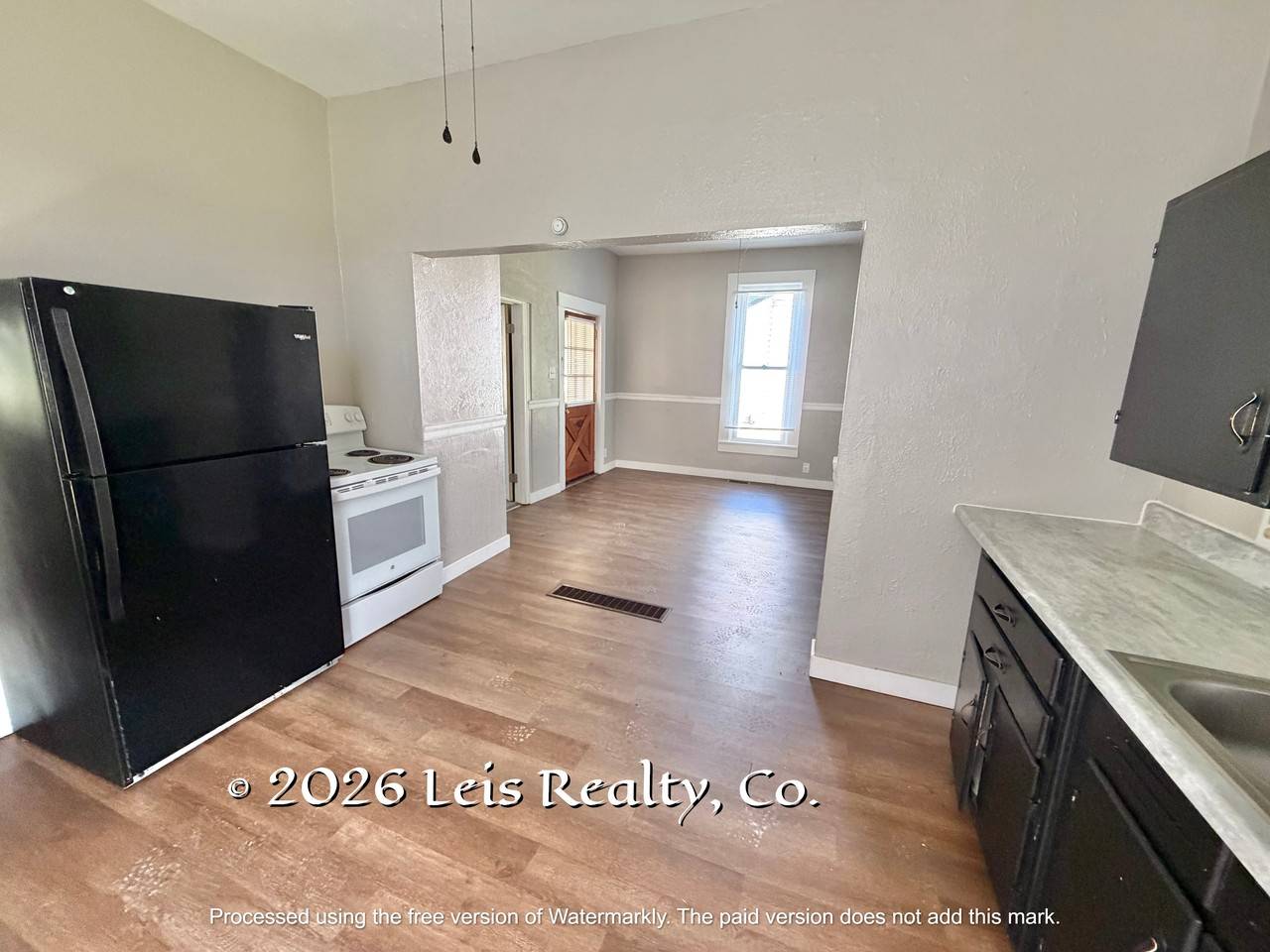 409 Riffle Ave #1 - Photo 3 of 14