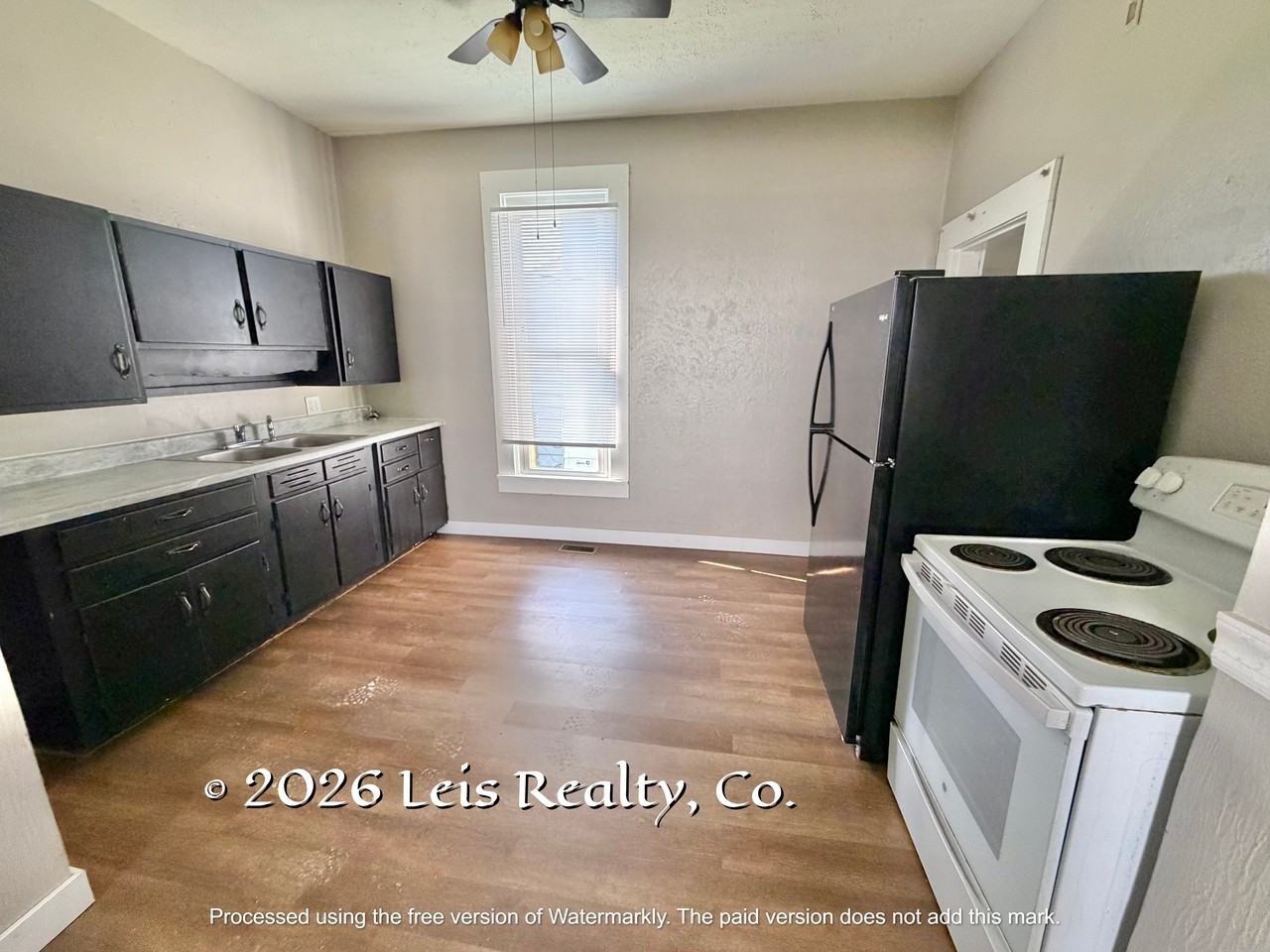 409 Riffle Ave #1 - Photo 4 of 14