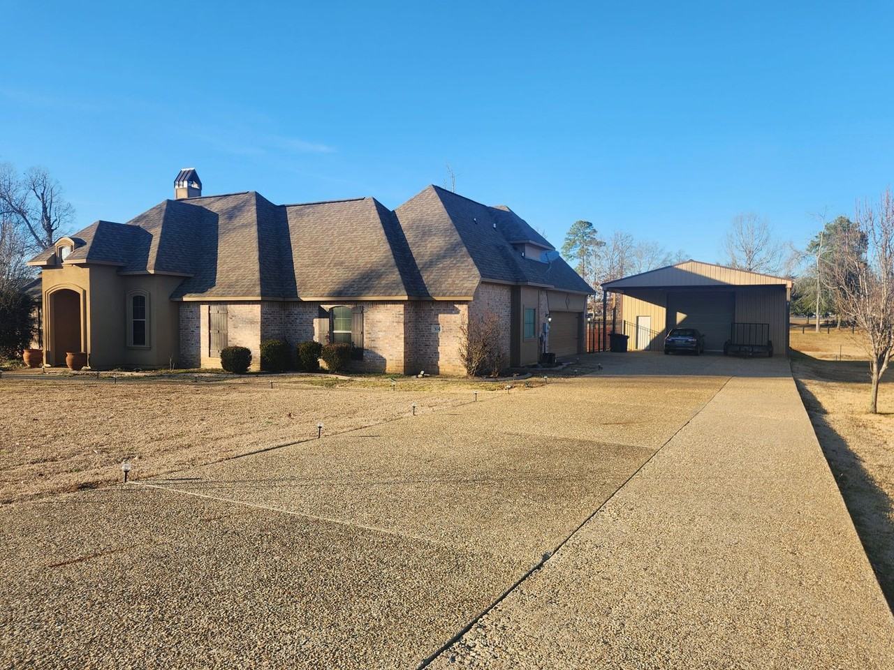 304 Boulder Dr - Photo 2 of 33