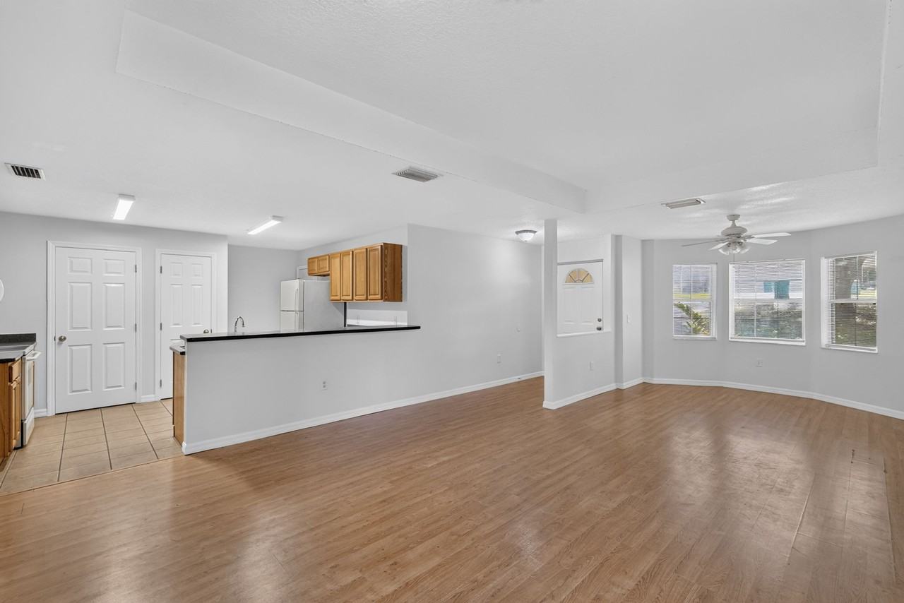 1304 Wood Duck Ln #1 - Photo 5 of 19