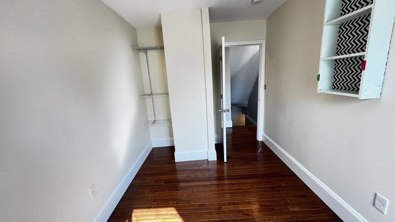 3 Mill Street Ct #2 - Photo 7 of 8
