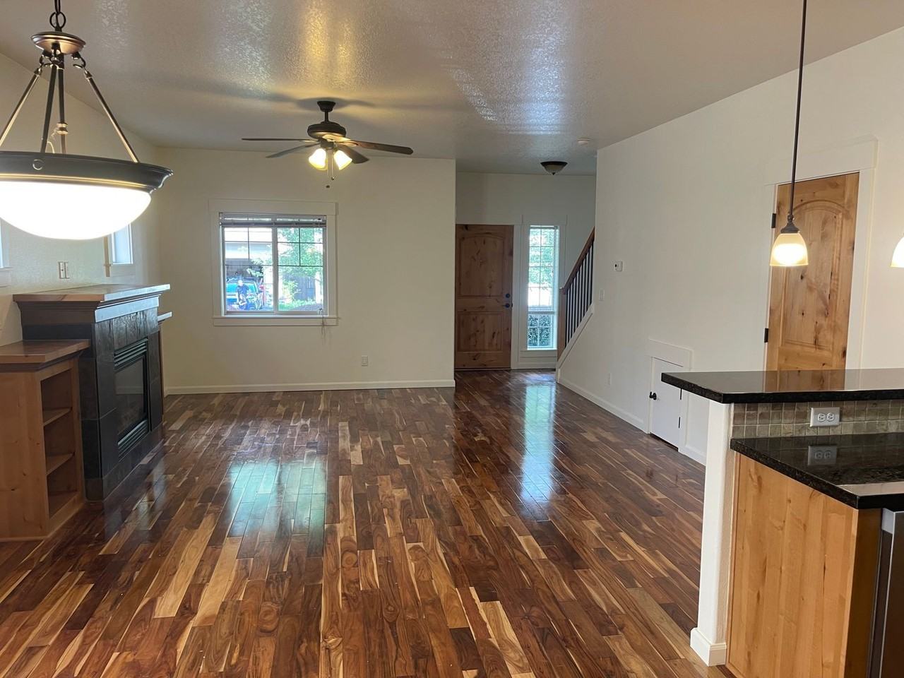 2722 Ne 88th Pl - Photo 4 of 15