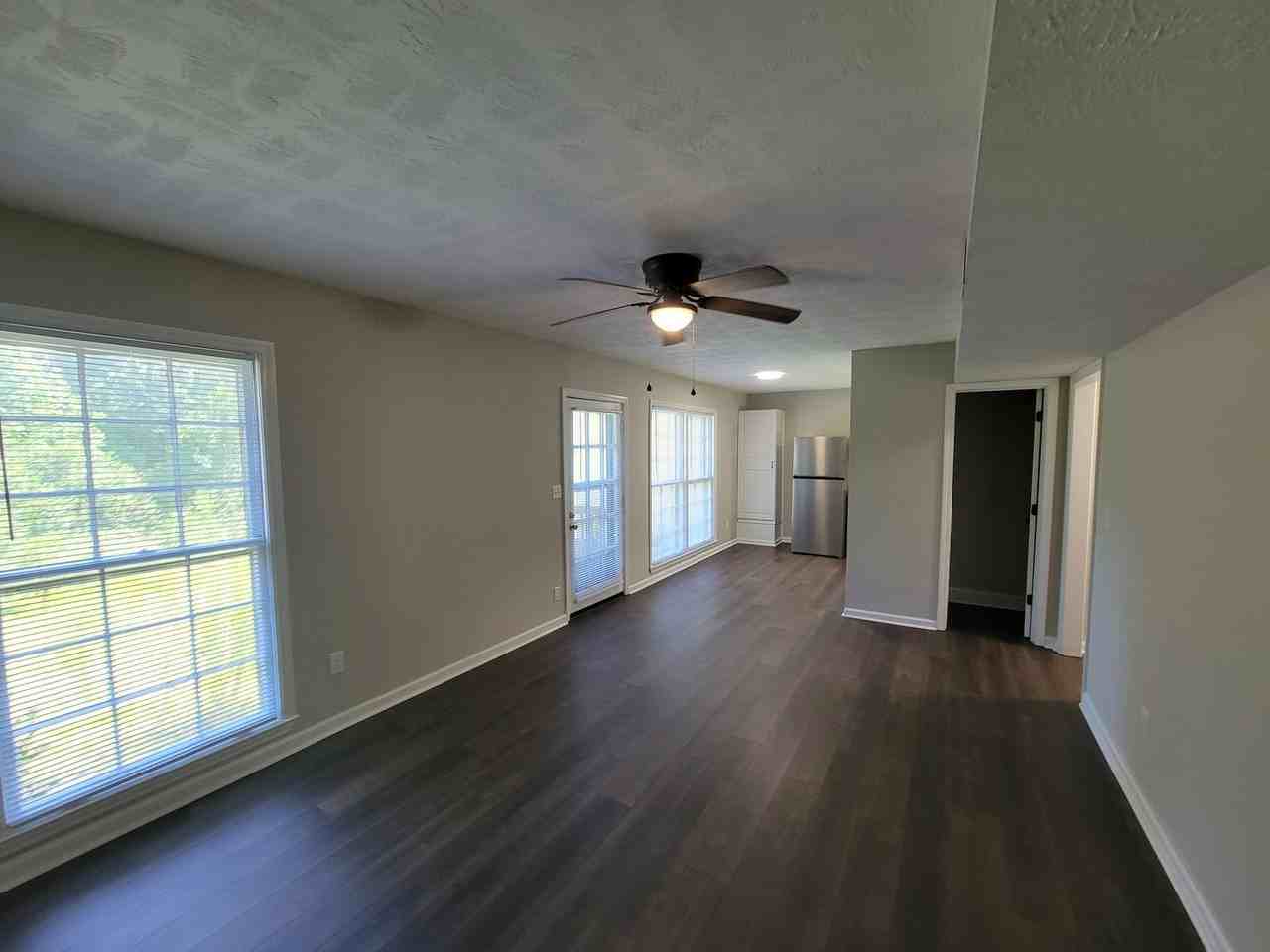 428 Pleasant Home Rd - Photo 4 of 29