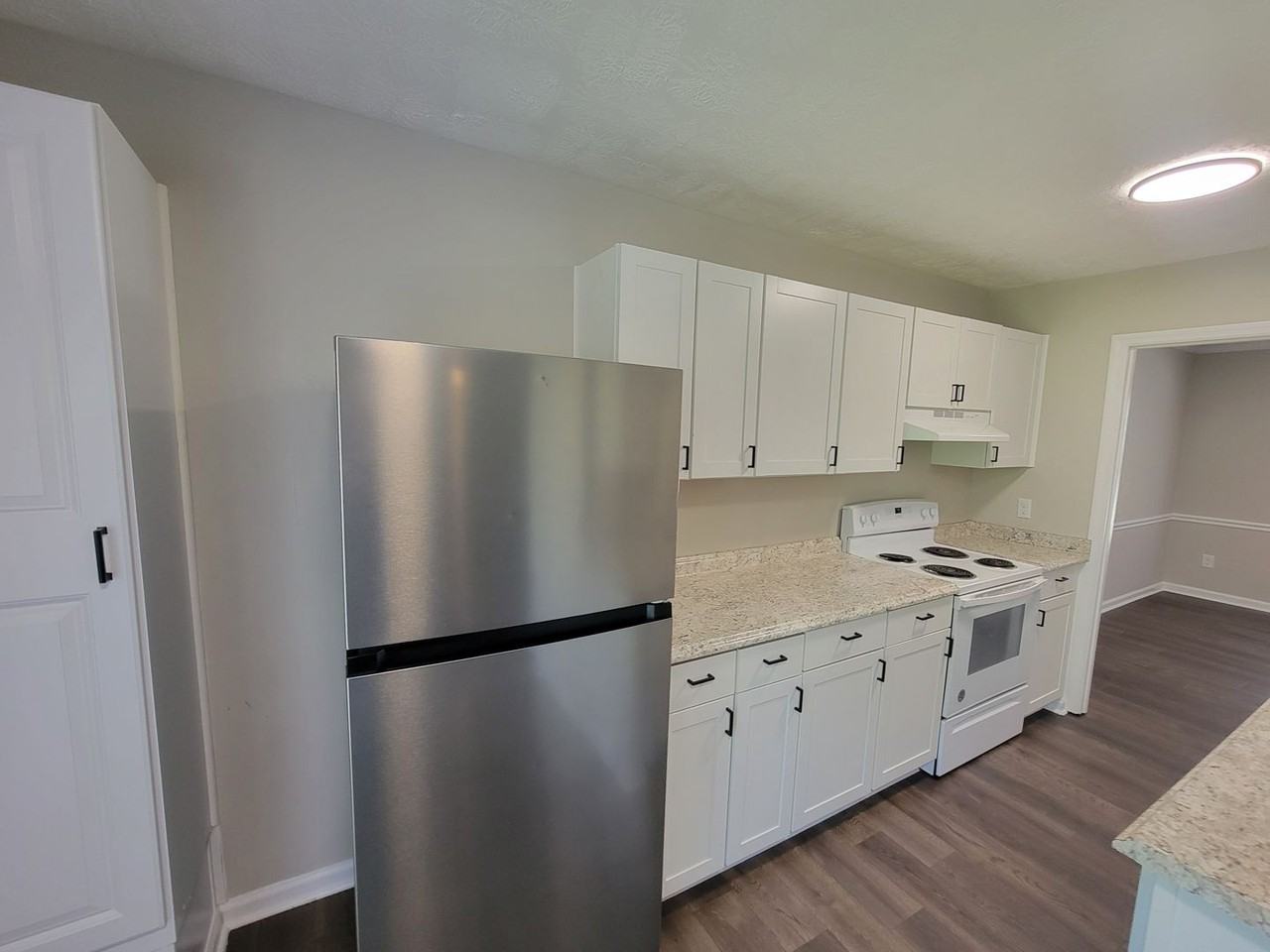 428 Pleasant Home Rd - Photo 7 of 29